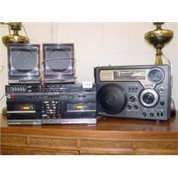 Group of Vintage Electronics