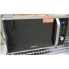 Image 1 : Samsung Microwave Oven 20" x 14 x 11"H