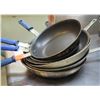 Image 5 : Qty 7 Misc. Pans, Various Sizes