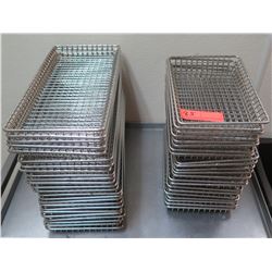 Wire Basket Serving Trays (24 Large & 22 Small) 7  x 14  & 6.5  x 9 