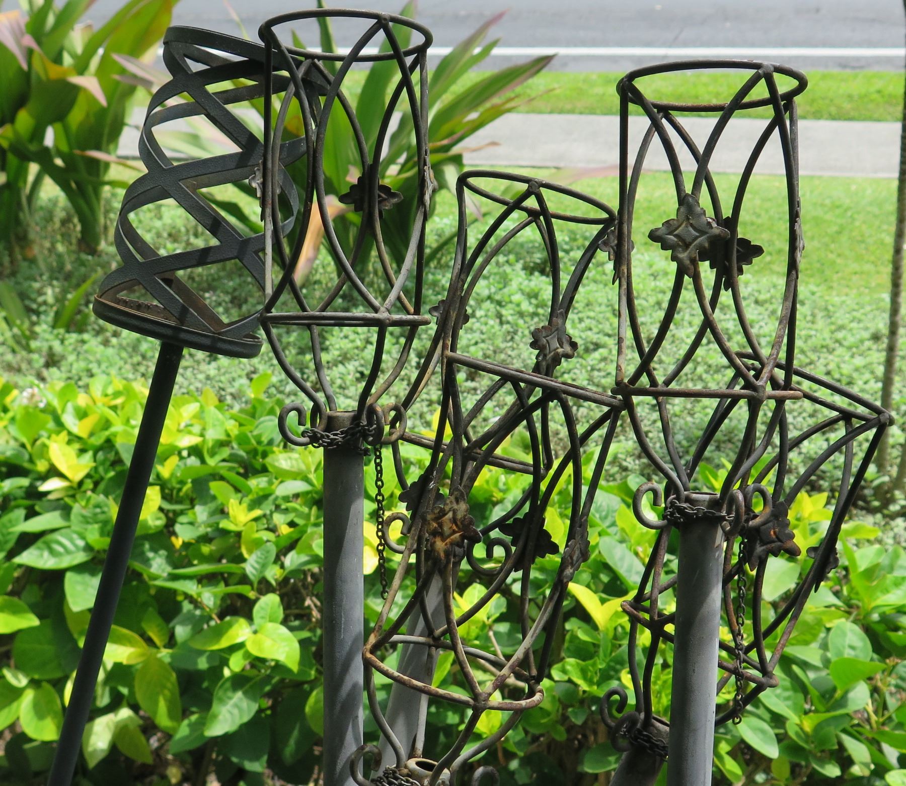 Qty 4 Tiki Torch Holders w/Citronella Oil Torch Canisters