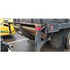 Image 2 : 06 GMC Flatbed Truck w/ Lift  Gate 59451 Miles   (Starts & Runs Does Not Shift in to Gear)
