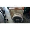 Image 1 : 2 FANS