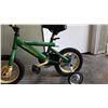 Image 3 : JOHN DEERE KIDS BIKE WITH TRAINING WHEELS