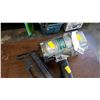 Image 2 : HITACHI NR 83A2 AIR NAILER