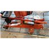 Image 2 : MASTERCRAFT 1 1/2 TON FLOOR JACK