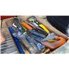Image 2 : TRAY OF TOOLS