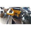 Image 3 : DEWALT D705-04 COMPOUND MITRE SAW