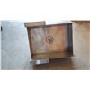 Image 1 : STAINLESS SINK