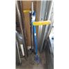 Image 1 : FISKARS SHOVEL GARDEN CLAW AND EASEL
