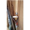 Image 2 : BUNDLE OF RAKES AND HOES