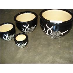 4 PIECE PLANTER POT SET