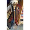 Image 3 : 2 LIGHT FLOOR LAMP