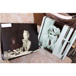 MARILYN CANVAS PRINTS