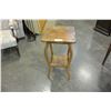 Image 1 : 2-TIER OAK PLANT STAND
