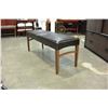 Image 2 : LEATHER BENCH
