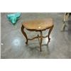 Image 1 : VINTAGE D TABLE