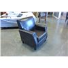 Image 2 : LEATHER ARMCHAIR