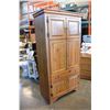 Image 3 : LARGE PINE CABINET