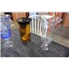 Image 3 : 5 GLASS VASES