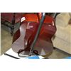 Image 5 : YAMAHA F310 ACOUSTIC GUITAR WITH STAND