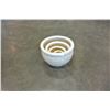 Image 1 : NEW 4 PIECE WHITE PLANTER SET