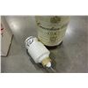 Image 3 : CANADIAN CLUB OVERSIZED BOTTLE