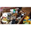 Image 2 : TRAY OF SIMPSONS FIGURES AND COCA COLA STUFFIES
