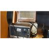 Image 2 : 4 VINTAGE RADIOS