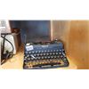 Image 1 : IMPERIAL TYPE WRITTER