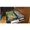 Image 2 : TRAY OF HOCKEY AND BASEBALL CARD PACKS