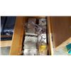 Image 2 : BOX OF SPORTS CARDS