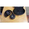 Image 2 : SYNCHROJBL HEADPHONES IN CASE