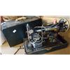 Image 1 : VINTAGE SINGER G6103352 SEWING MACHINE