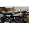 Image 3 : VINTAGE SINGER G6103352 SEWING MACHINE