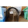 Image 2 : 2 WIRE BIRD CAGES