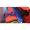 Image 3 : LOT OF LIFE JACKETS