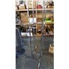 Image 4 : METAL CLOTHING RACK