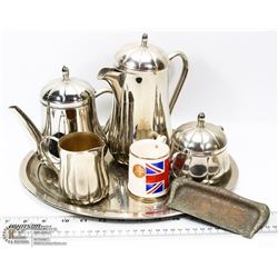 ESTATE BOX WITH TEA SERVICE SET