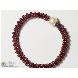 18) STERLING SILVER GENUINE GARNET AND FRESHWATER
