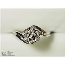 23) STERLING SILVER 7 DIAMONDS RING SIZE 7