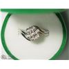 Image 2 : 23) STERLING SILVER 7 DIAMONDS RING SIZE 7