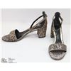 Image 1 : PAIR OF NOTTURNO LEO HIGH HEEL SHOES