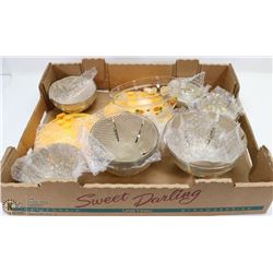 NEW 20PC FLOWERED GLASS BOWL SET W/ LIDS