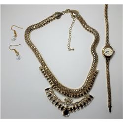 22 - GOLD TONE & CLEAR RHINESTONE