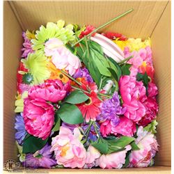 BOX OF SILK FLOWERS WITH MINI WOODEN CLIPS GLUED O