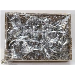 BOX OF 20 POLISHED HOOKS.