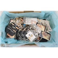 FLAT OF FASHION JEWELRY