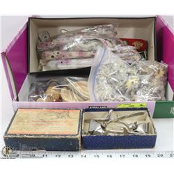 BOX OF COLLECTIBLES INCL VINTAGE RAZORS, BOTTLE