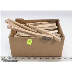 BOX OF STEEL BRUSHES